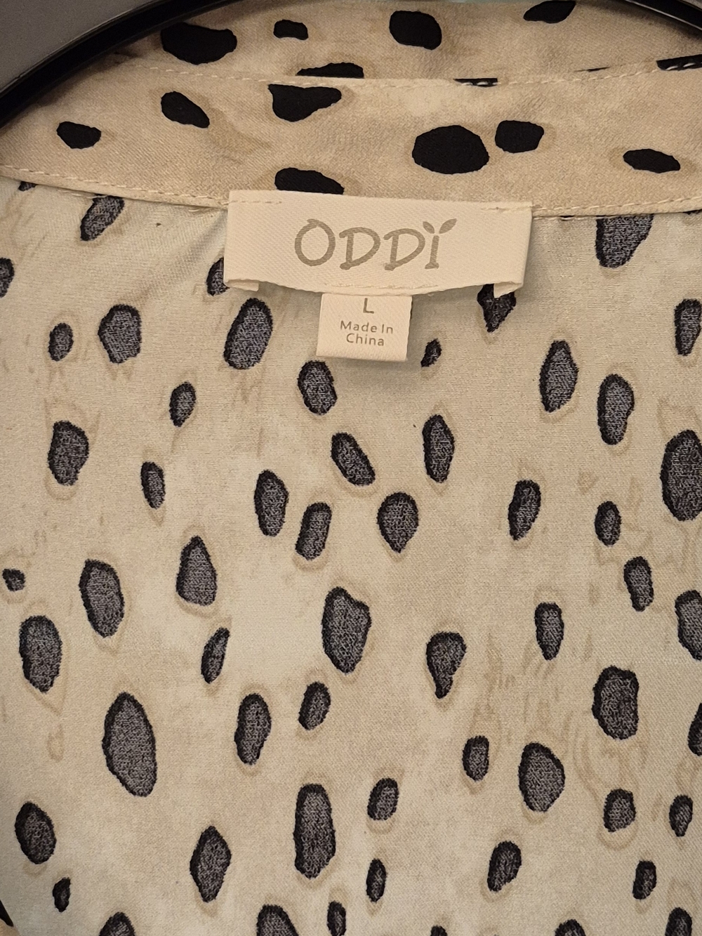 Cream and Black Printed Button-Front Blouse By Oddy Balloon Half Sleeves Sz L - Picture 3 of 8